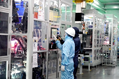 宜昌楚能三號工廠產品正式量產下線，一期項目全面建成量產